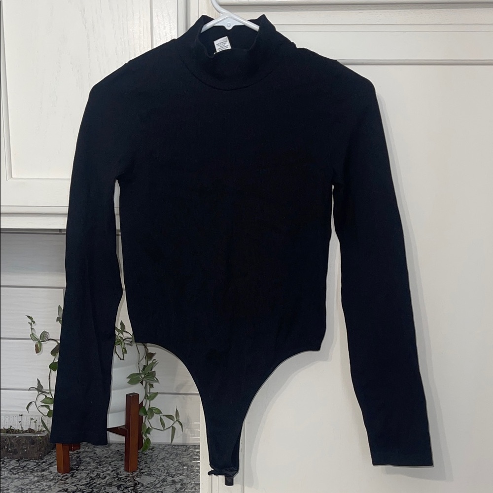 Black Long Sleeve Ribbed Bodysuit
